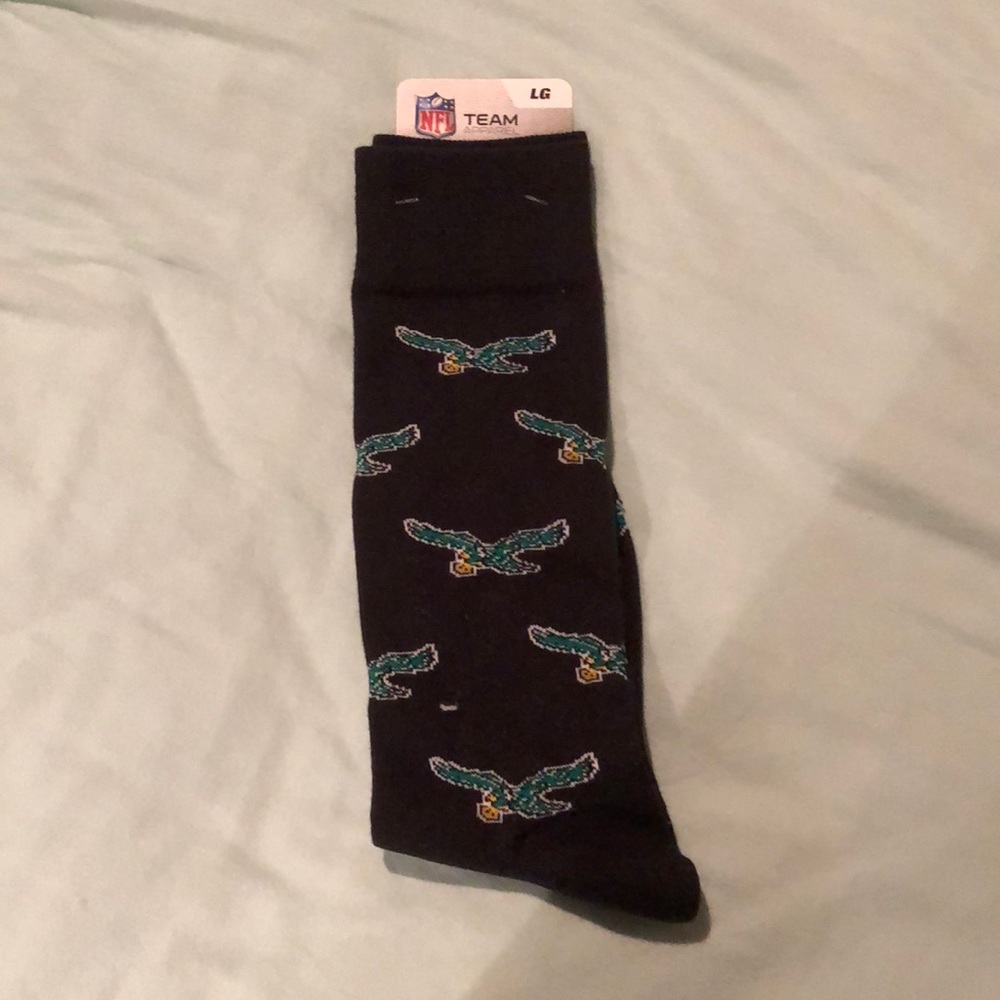 NWT men’s Philadelphia Eagles dress socks SIZE M